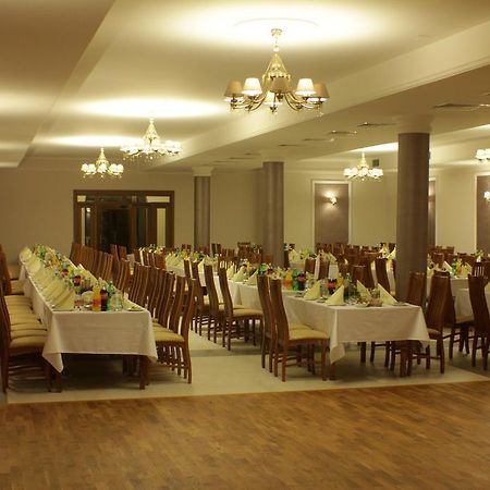 Hotel Stary Mlyn Suchedniow Екстер'єр фото